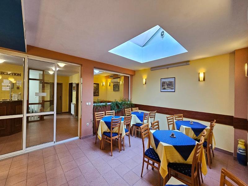 Caprice Family Hotel image