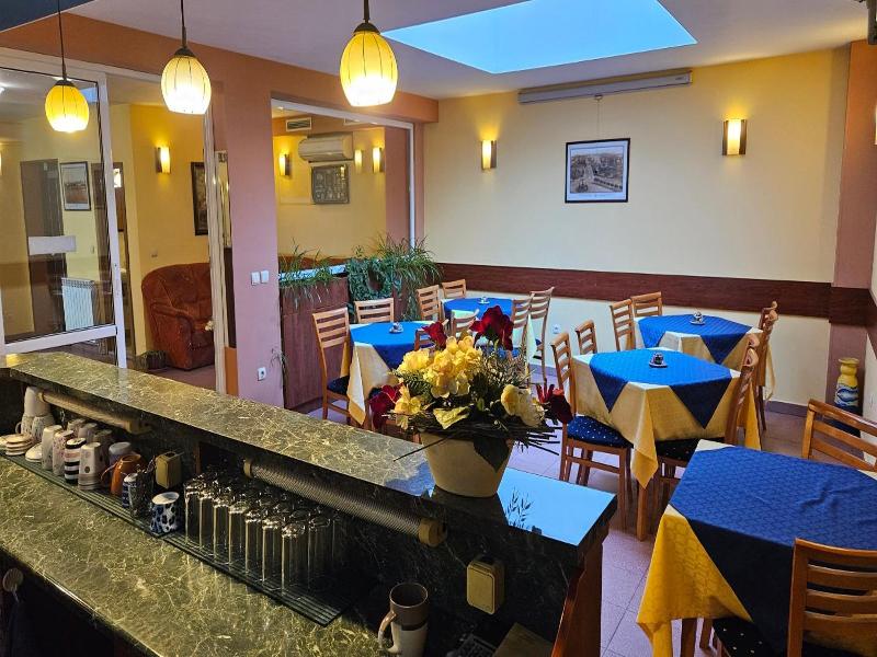 Caprice Family Hotel image