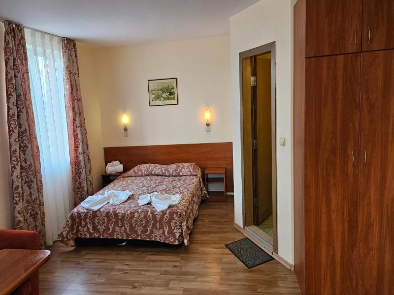 Caprice Family Hotel image