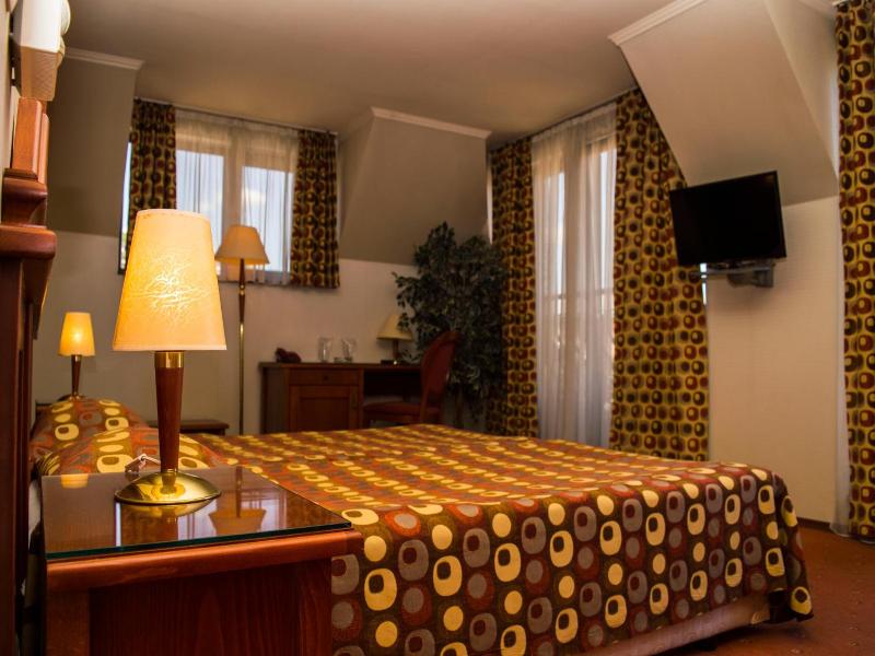 Hotel Central image