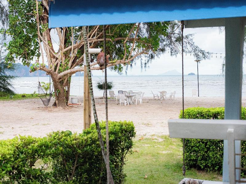 Pan Beach Bungalows image