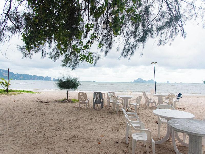 Pan Beach Bungalows image