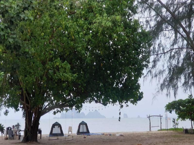 Pan Beach Bungalows image