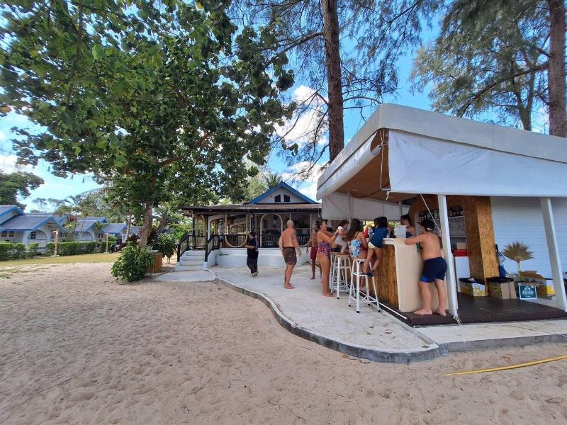 Pan Beach Bungalows image