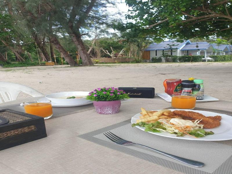Pan Beach Bungalows image