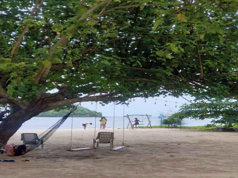 Pan Beach Bungalows image