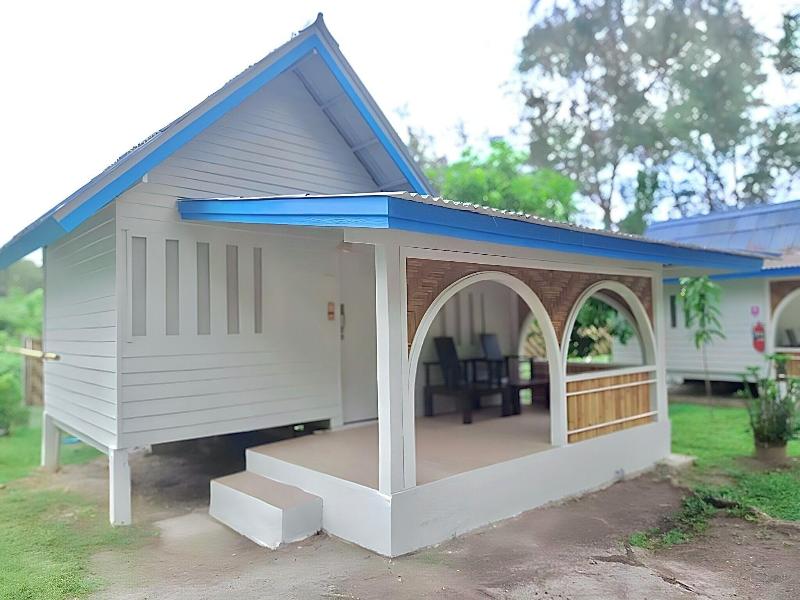 Pan Beach Bungalows image