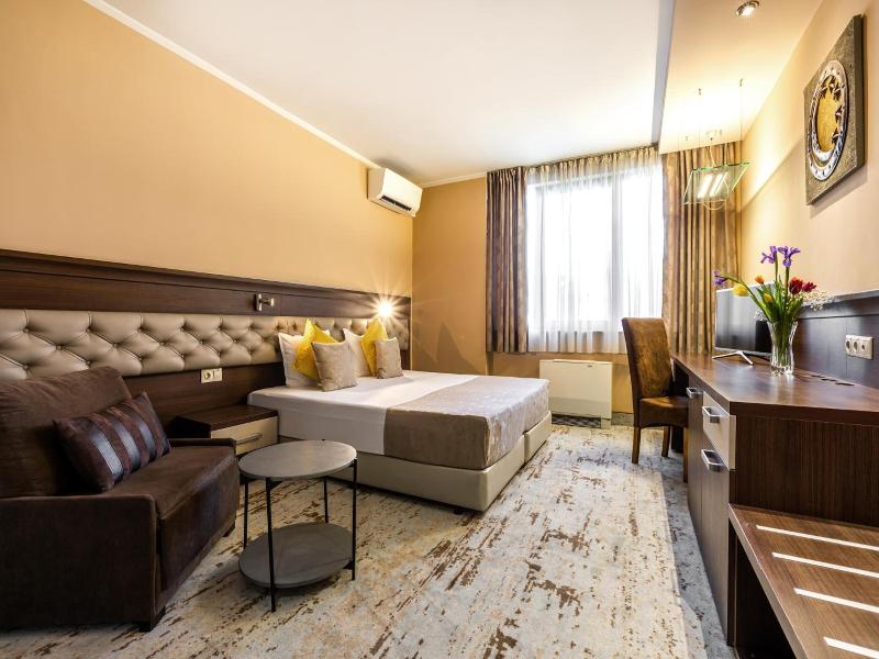 Business Hotel Plovdiv image
