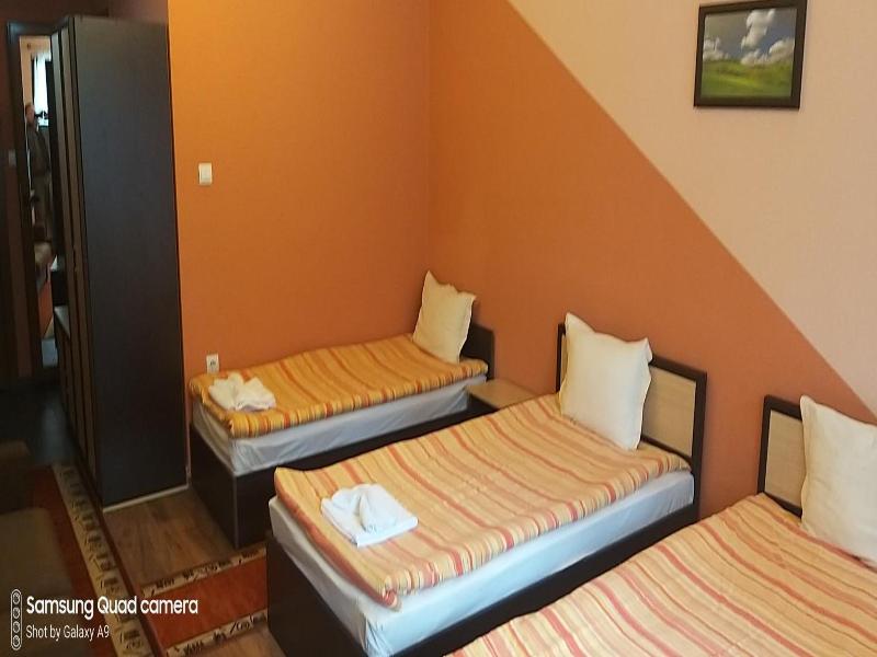 Kestenite Family Hotel image