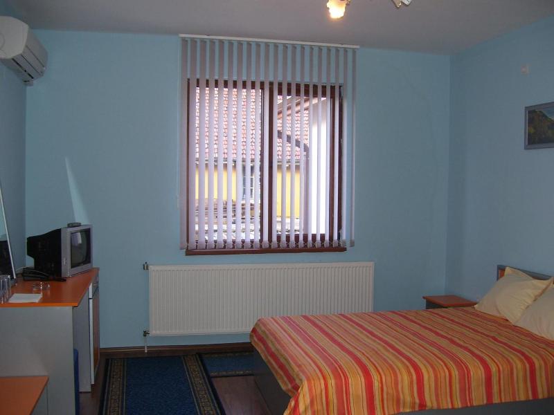 Kestenite Family Hotel image
