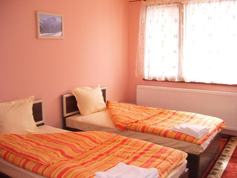 Kestenite Family Hotel image