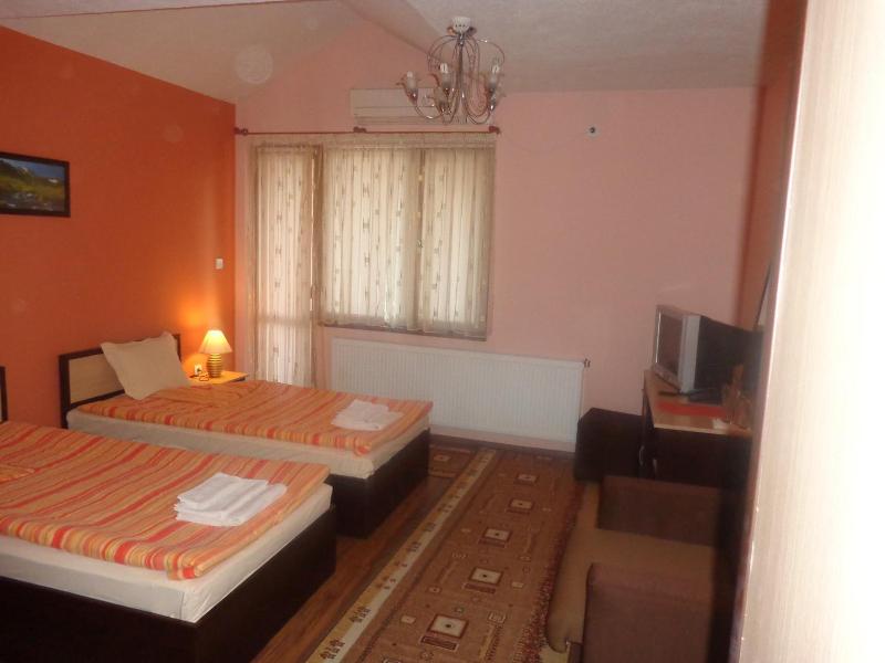 Kestenite Family Hotel image