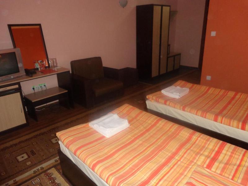 Kestenite Family Hotel image