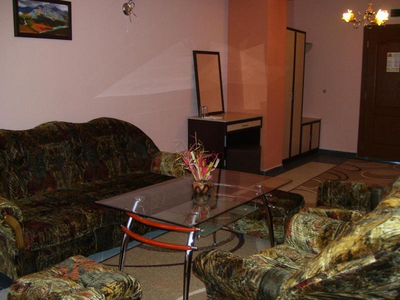 Kestenite Family Hotel image