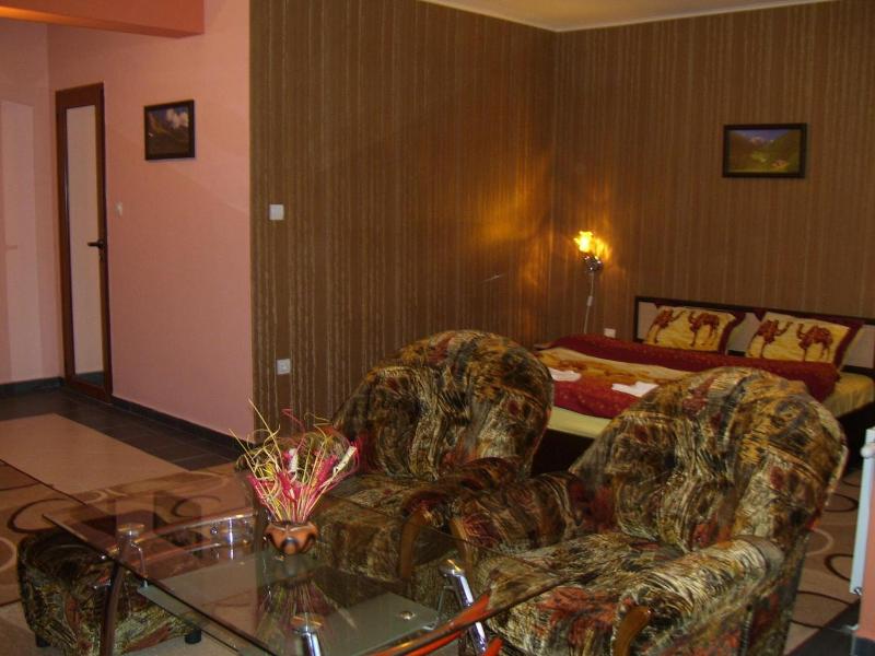 Kestenite Family Hotel image