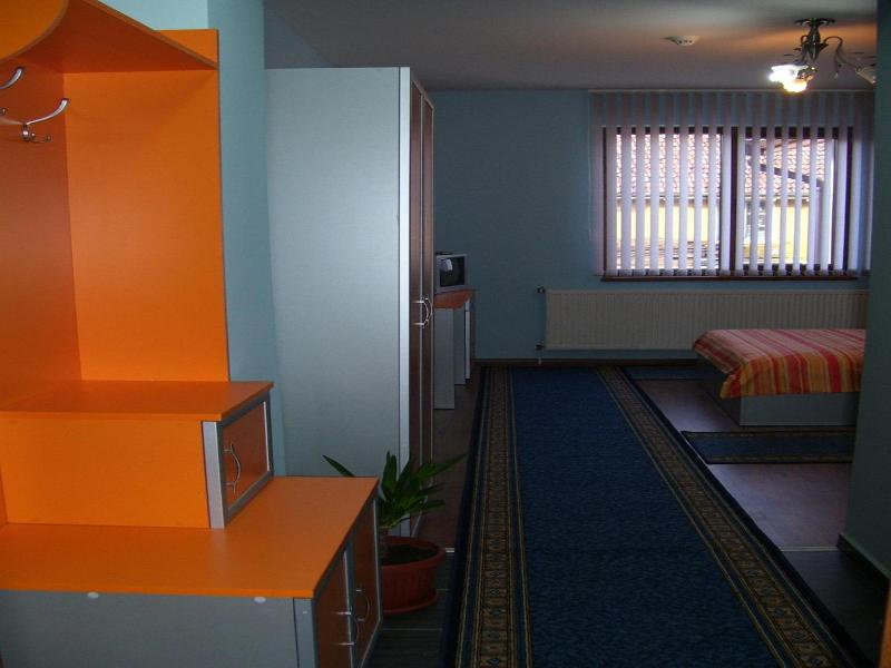 Kestenite Family Hotel image
