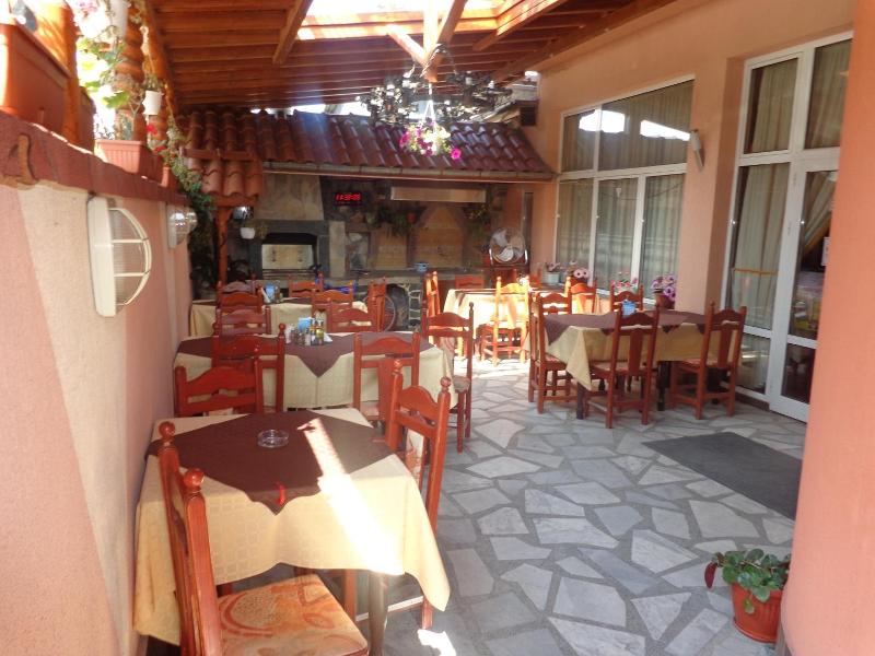 Kestenite Family Hotel image