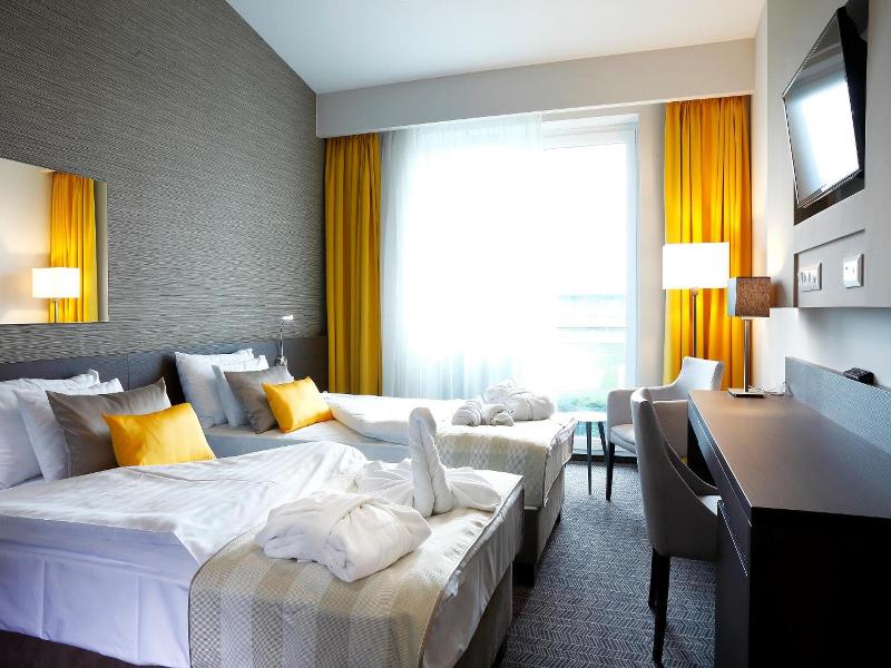 Globall Hotel image