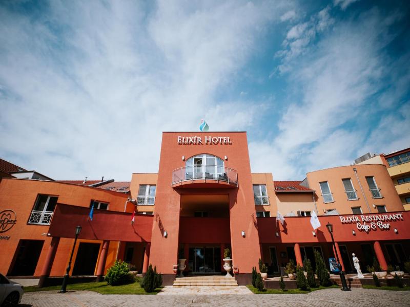 Elixv R Medical Wellness Hotel, Morahalom