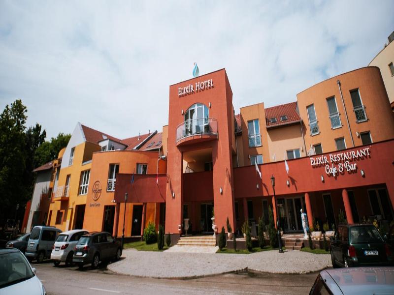 Elixv R Medical Wellness Hotel