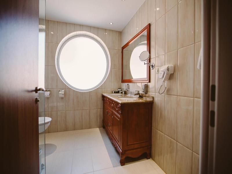 Elixv R Medical Wellness Hotel