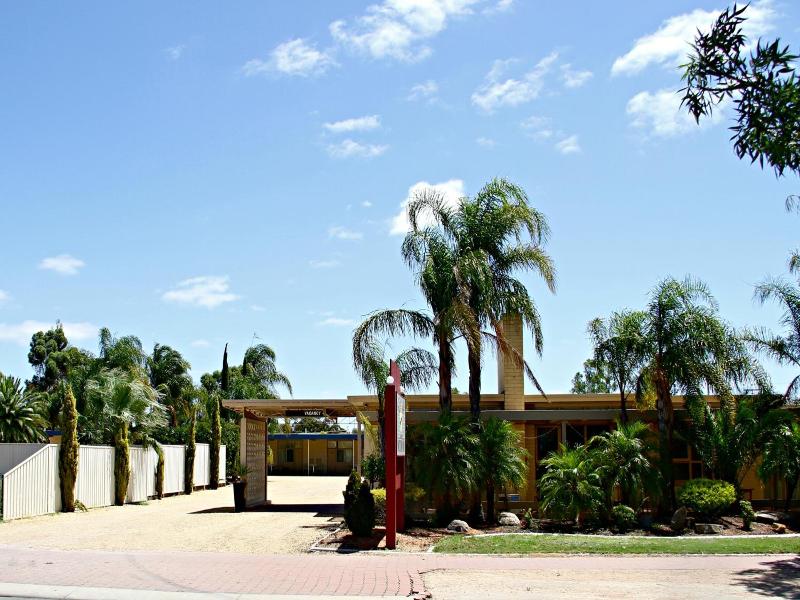 Renmark Motor Inn image
