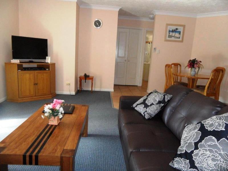 Sylvan Beach Resort image