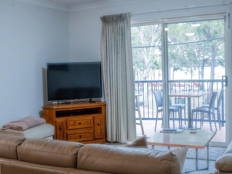 Sylvan Beach Resort image