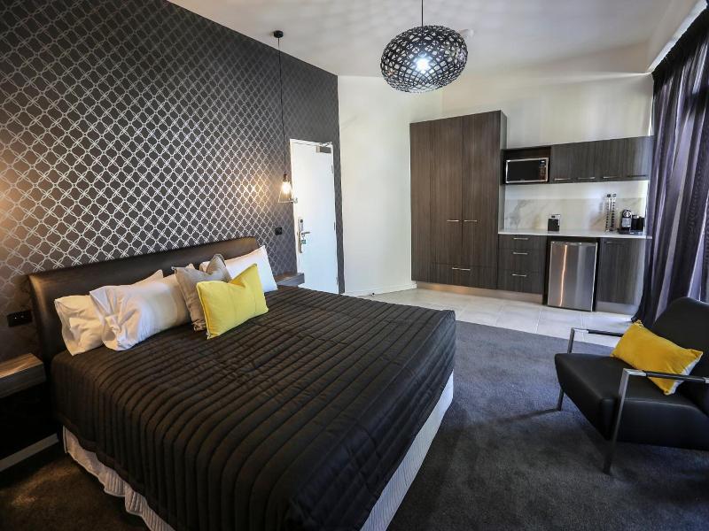 Indulge Apartments Cbd