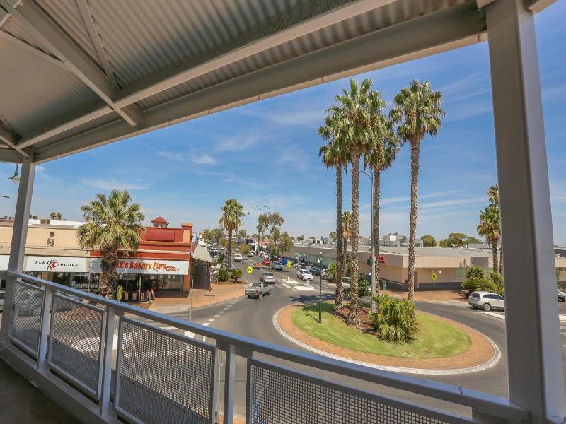 Indulge Apartments Cbd