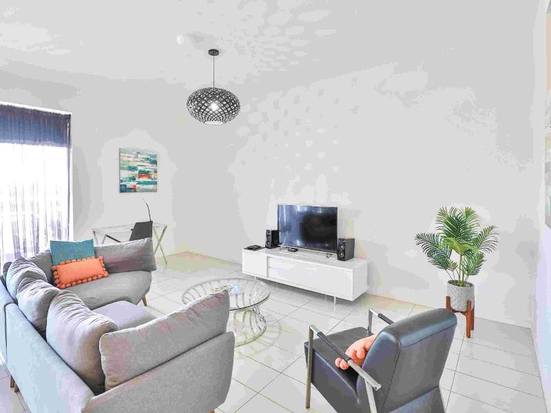 Indulge Apartments Cbd