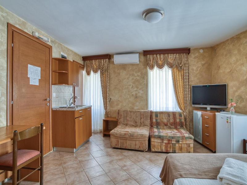 Hotel Rendez Vous image