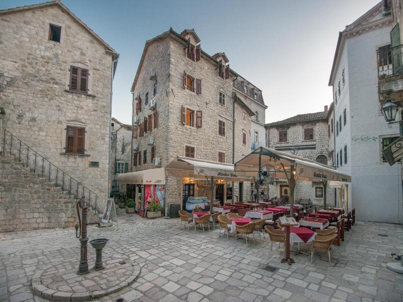 Hotel Rendez Vous image