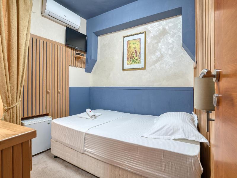 Hotel Rendez Vous image