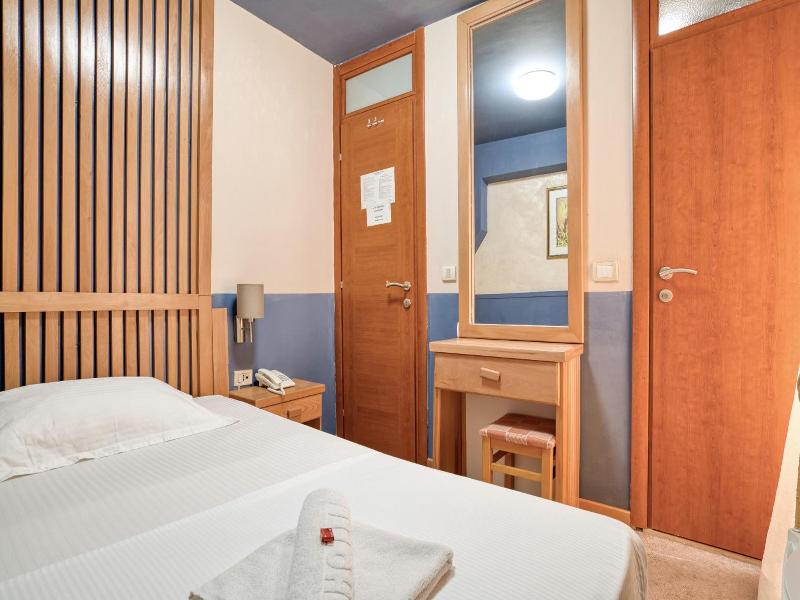 Hotel Rendez Vous image