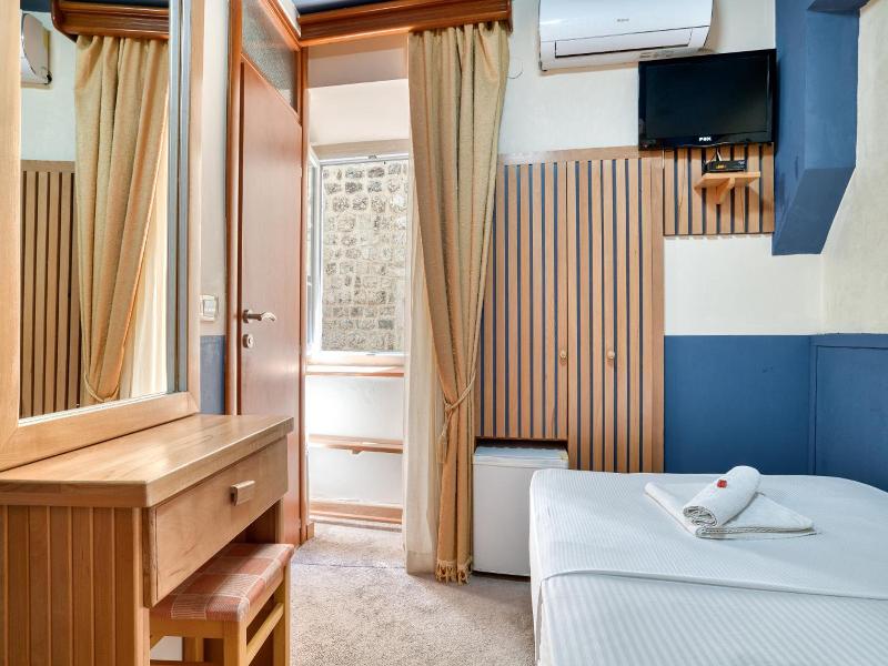 Hotel Rendez Vous image