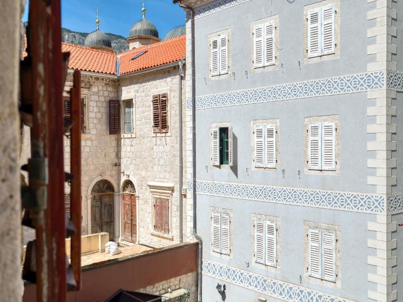 Hotel Rendez Vous image