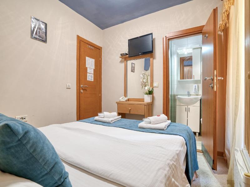 Hotel Rendez Vous image
