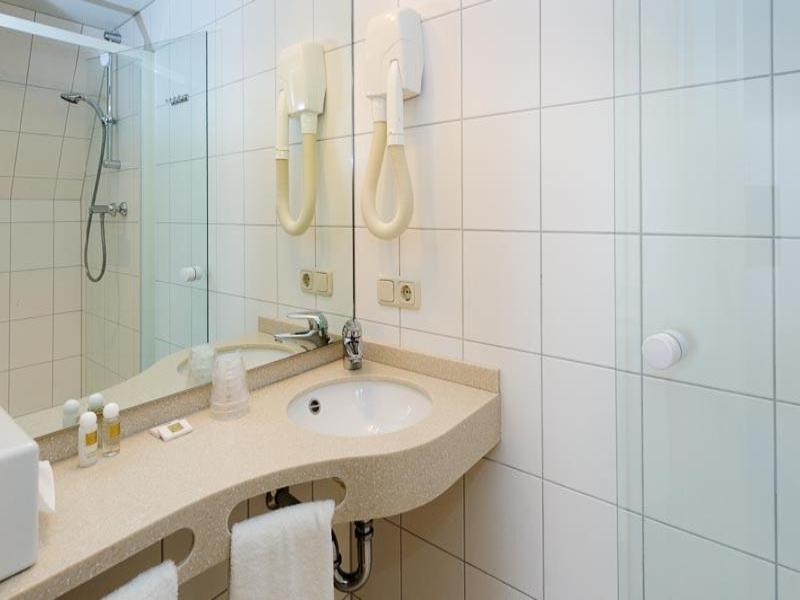 Boulevard Hotel Scheveningen image