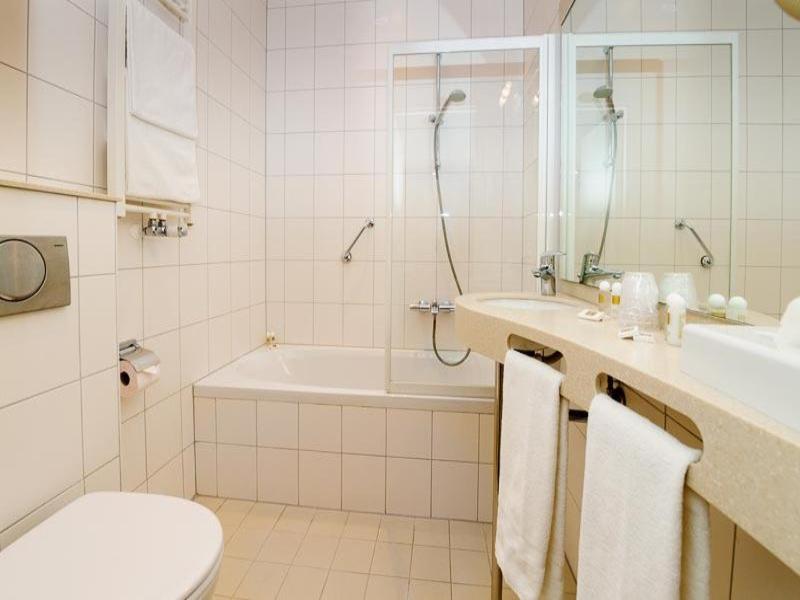 Boulevard Hotel Scheveningen image