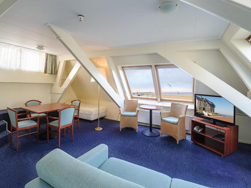 Boulevard Hotel Scheveningen image