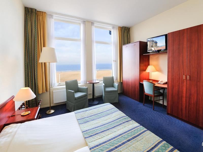 Boulevard Hotel Scheveningen image