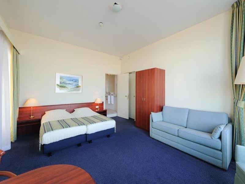 Boulevard Hotel Scheveningen image