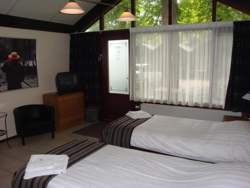 Motel Oostvoorne image
