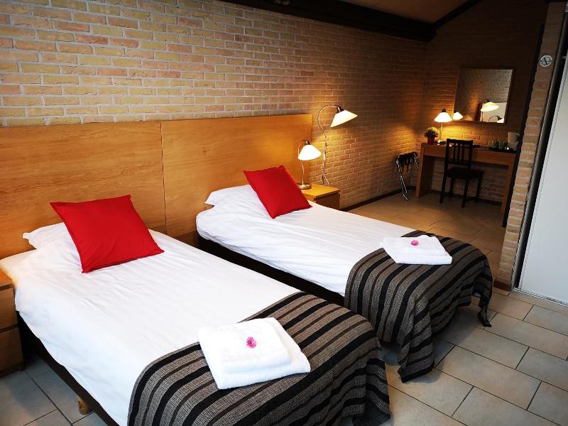 Motel Oostvoorne image