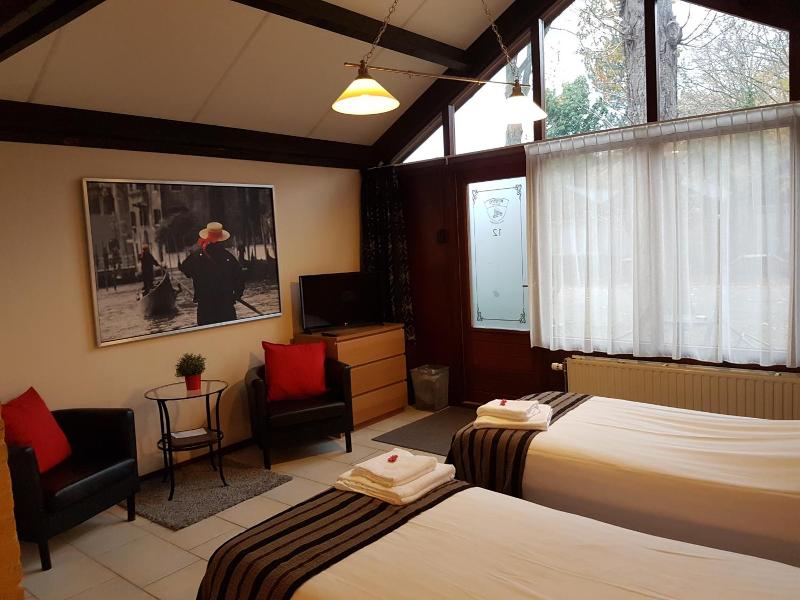 Motel Oostvoorne image