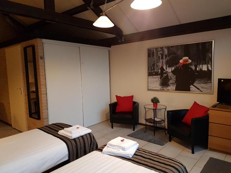 Motel Oostvoorne image