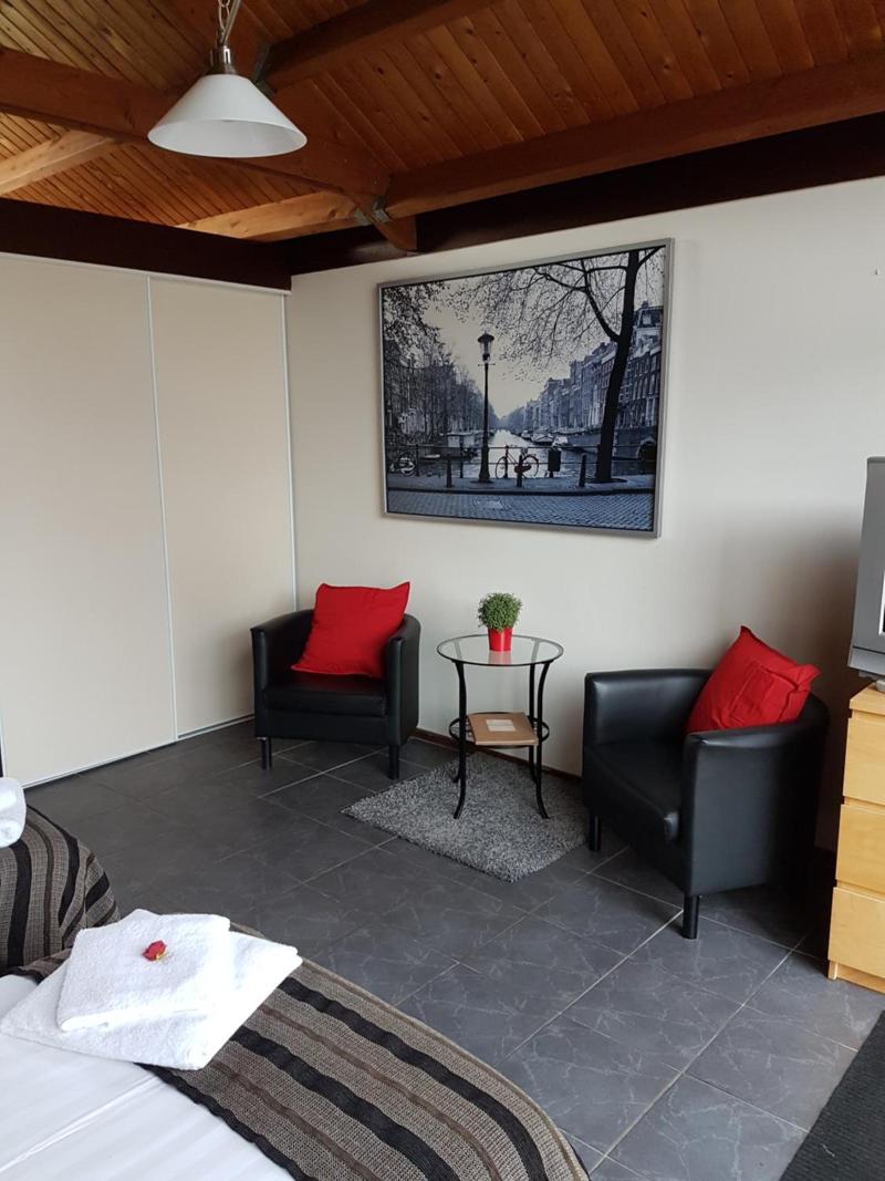 Motel Oostvoorne image