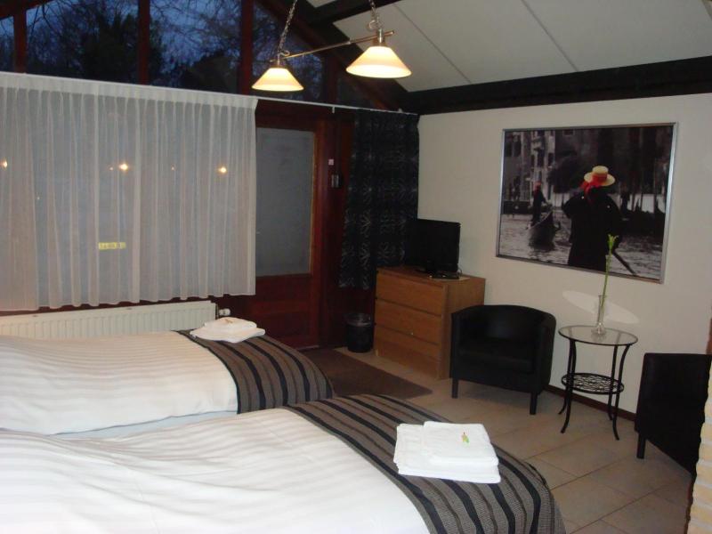 Motel Oostvoorne image