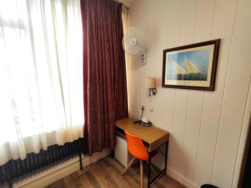 Hotel Holland Lodge image